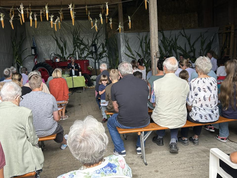 Viele Gottesdienst-Besucher