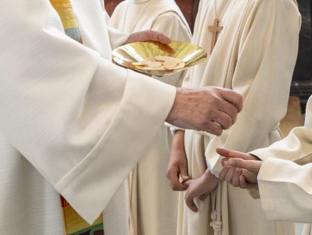 Eucharistiefeier mit Erstkommunion