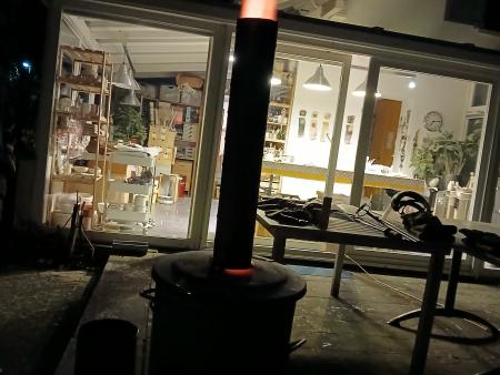 Ofen wird eingeheizt